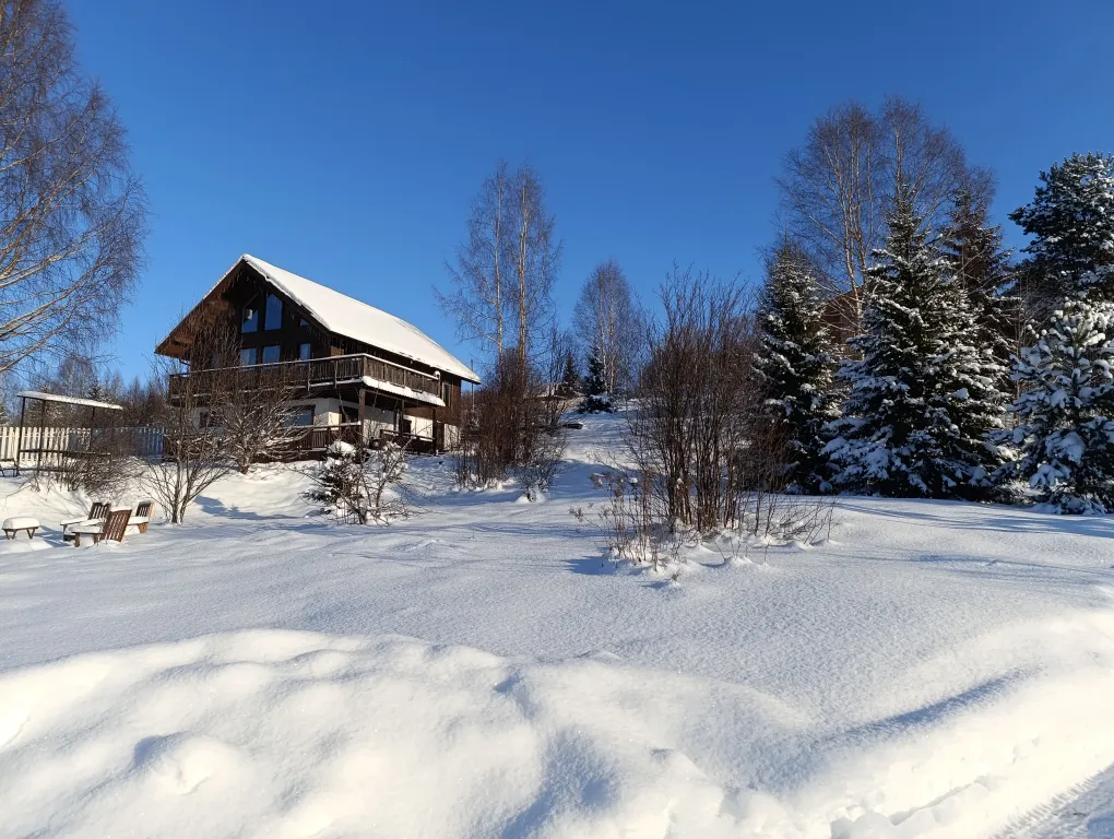 Шале с сауной на берегу реки
