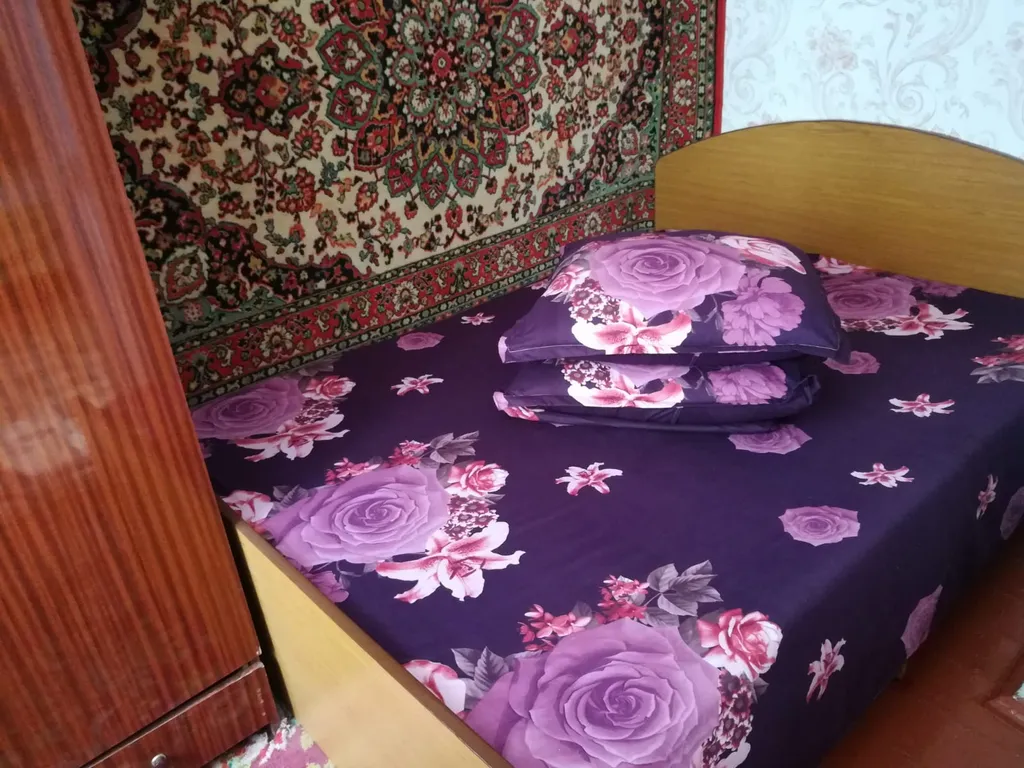 Утопающий в зелени уютный дом