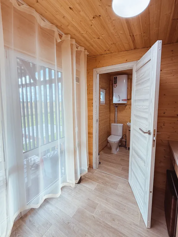 Коттедж Дом мини-дом с террасой и отдельной беседкой для шашлыка — Зеленоградск