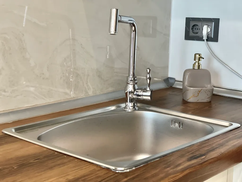 Terracotta Apartment