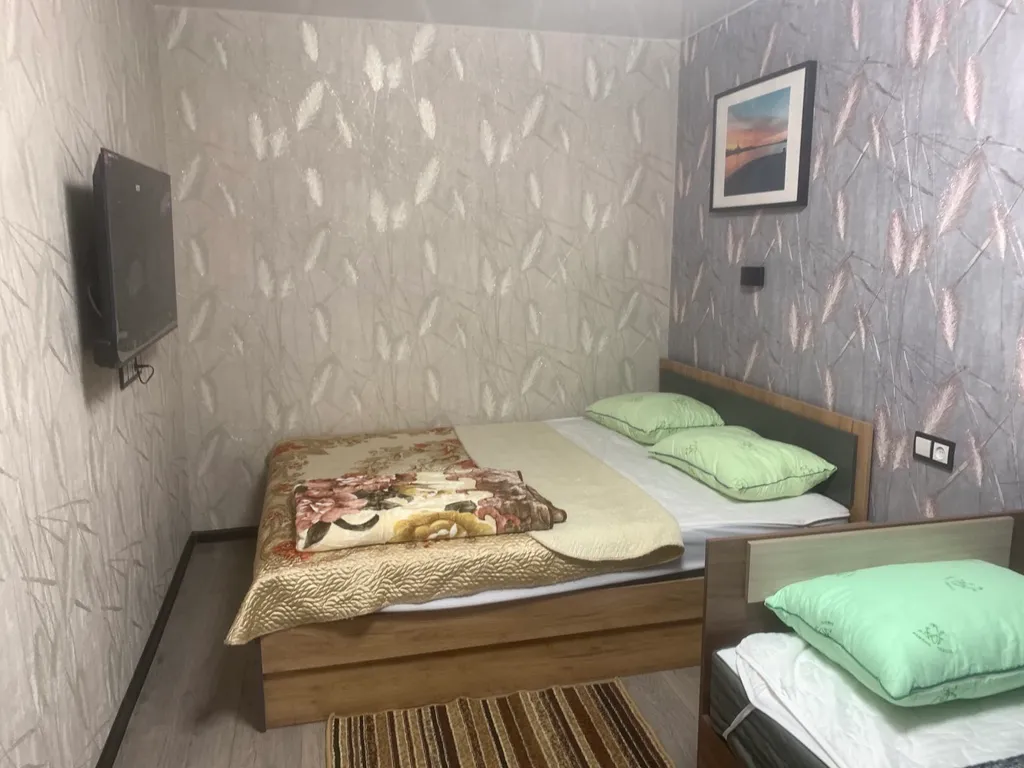 2-комнатная квартира с евроремонтом на проспекте Кирова