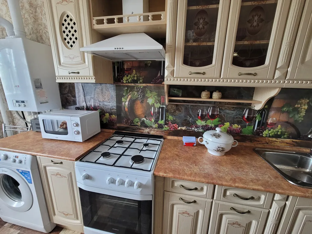 2-комнатная квартира вблизи парка и озера