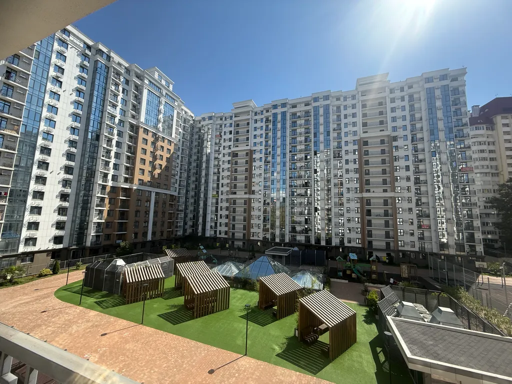 Дизайнерская квартира в центре Сочи