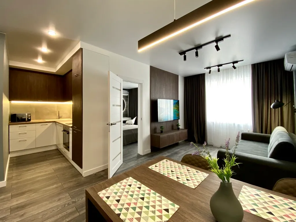 Квартира Просторная дизайнерская евродвушка бизнес-класса в центре — аренда посуточно в Оренбург