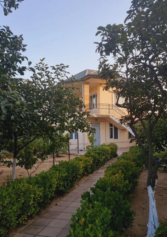 Вилла с бассейном в 10 минутах от моря