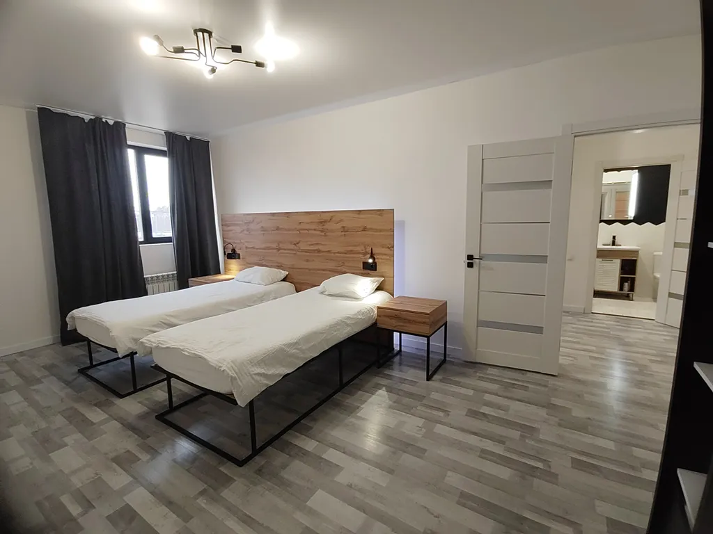 6-комнатный Дом