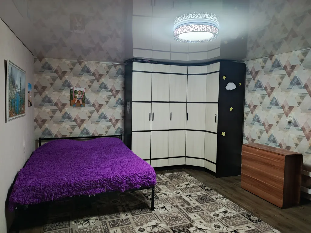 Коттедж Уютный семeйный домик в тихом и спокойном районе — аренда посуточно в Соль-Илецк