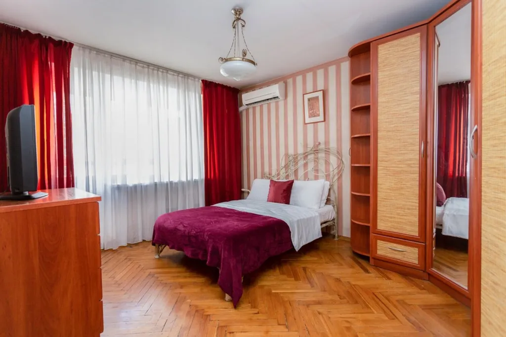 Удобная трехкомнатная квартира для 5 гостей