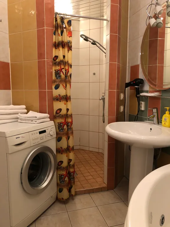 Квартира с эркером и видом на парк Эспланада