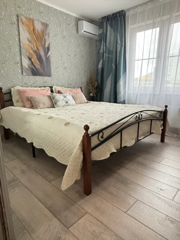 Уютная евродвухкомнатная квартира у моря