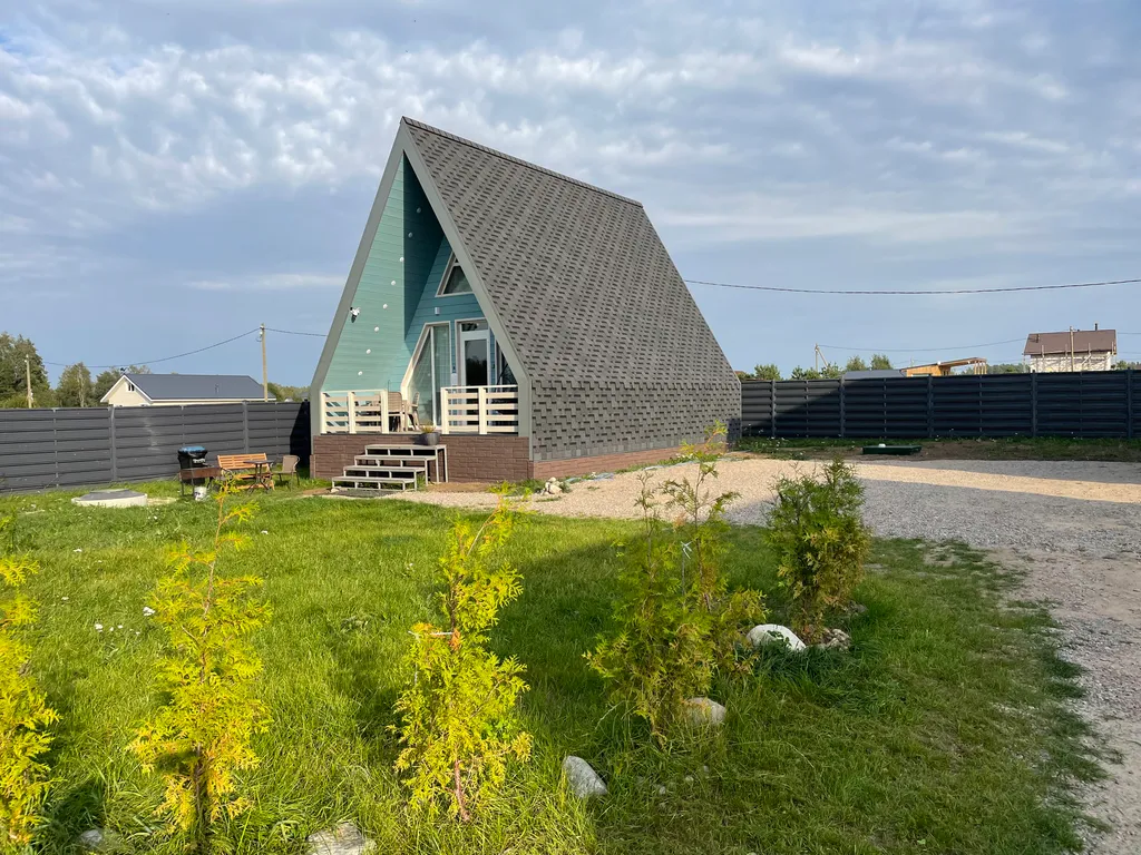 Коттедж Уютный дом аттик А-фрейм у Снетковского озера — Ларионово