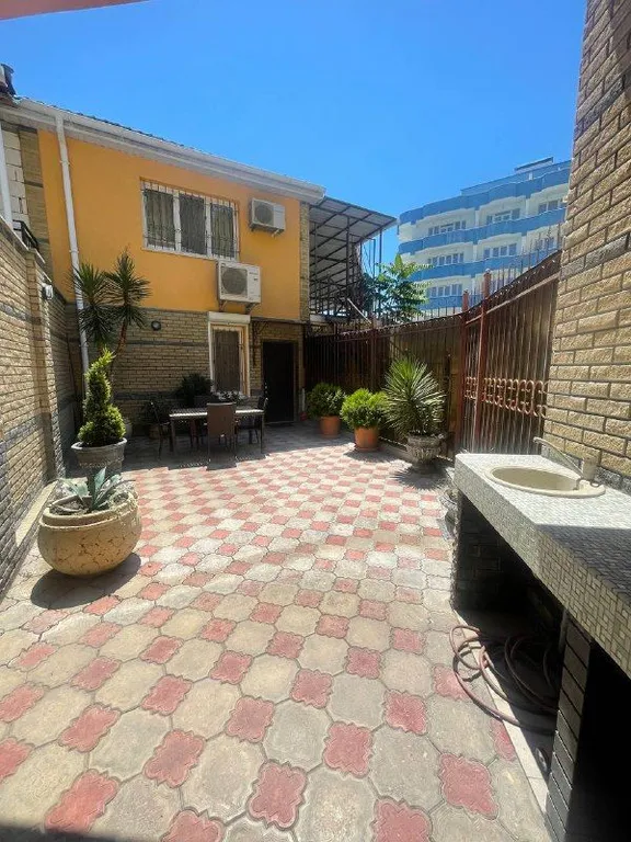 Пентхаус с видом на море и террасой