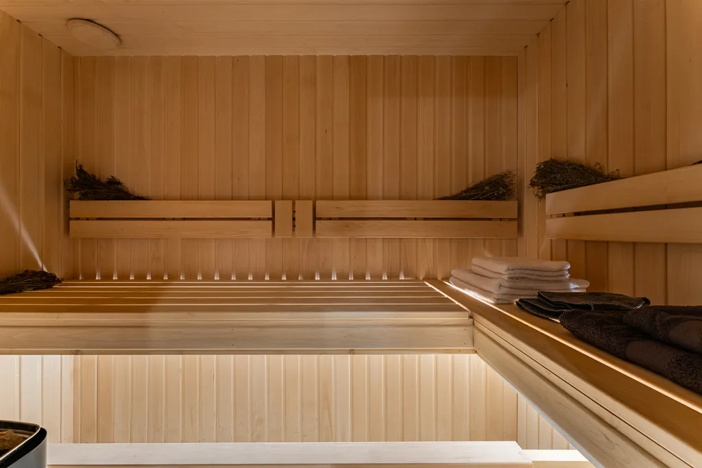 Коттедж Новый дом с джакузи с подогревом на террасе — Минино (Раменский м/о)