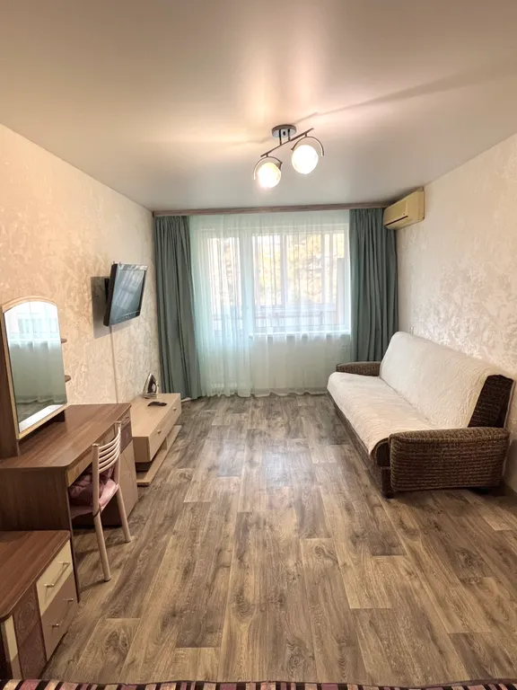 Квартира Уютная однушка в центре — аренда посуточно в Арсеньев