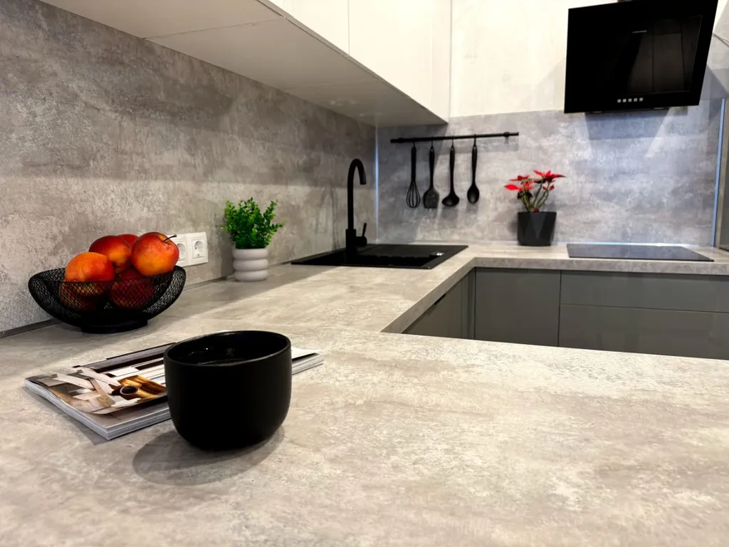 Уютная студия с дизайнерским ремонтом у метро Девяткино