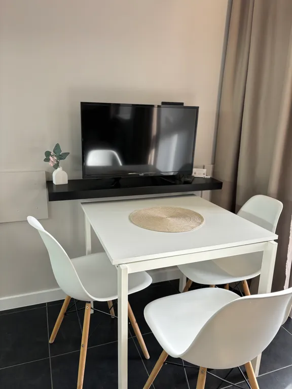 Апартамент-студия с дизайнерским ремонтом