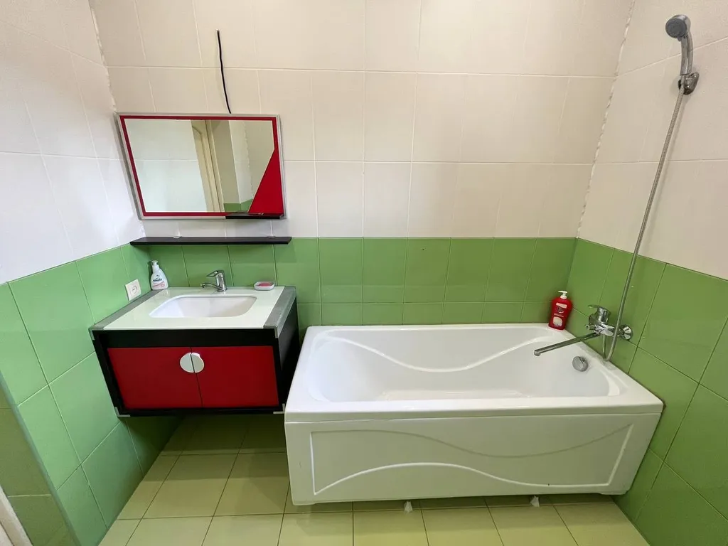 Уютный двухэтажный дом, рядом с пляжем