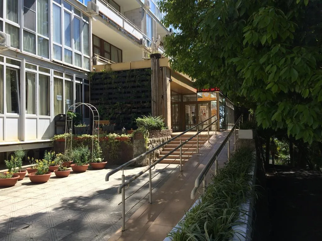 Квартира Апартаменты Светлана-Центр с видом на сад магнолий — Сочи