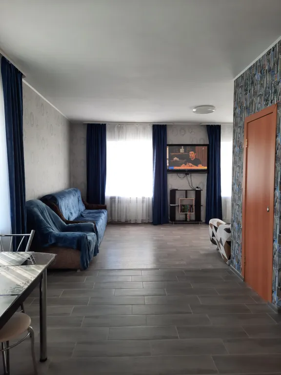 Уютный новый коттедж недалеко от центра города