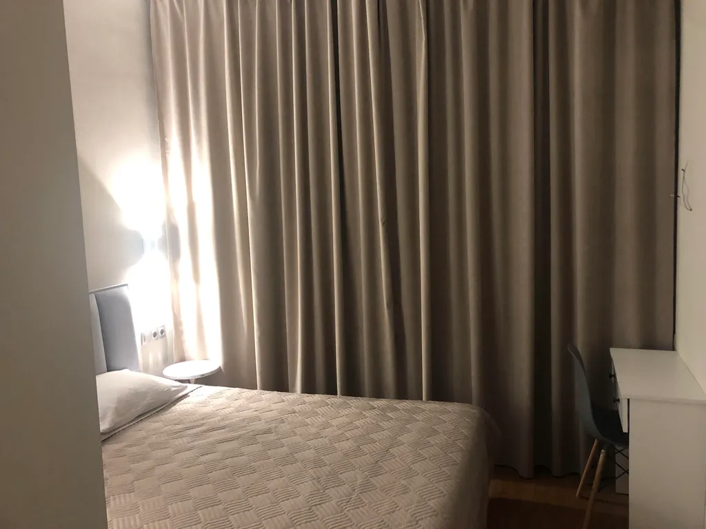 Апартамент с кухней, отдельной спальней с видом на парк