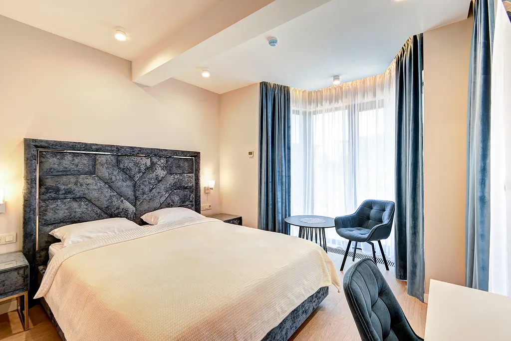 Квартира Лазурные апартаменты на берегу моря в отеле Лучезарный Резорт 4 — аренда посуточно в Сочи