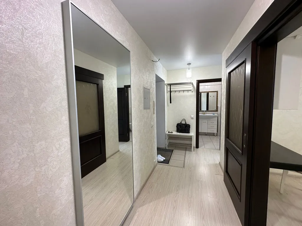 Двухкомнатная квартира в жилом комплексе Меридиан