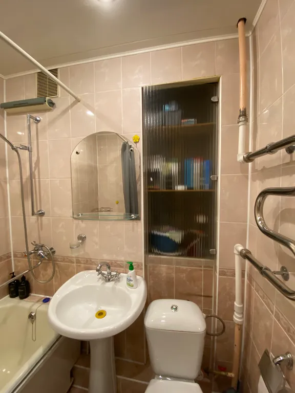 Квартира в доме у сквера