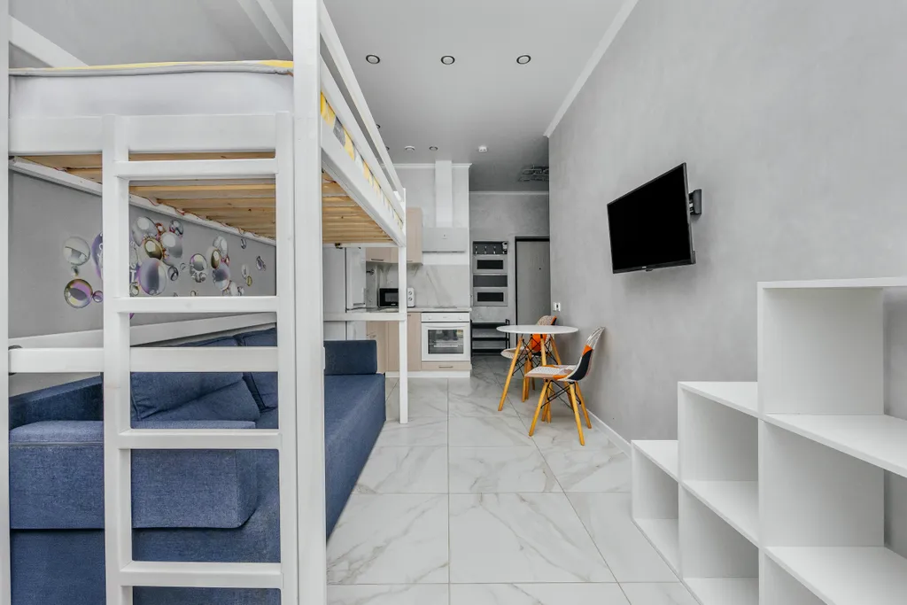 Квартира со своей террасой в 50 метрах на море