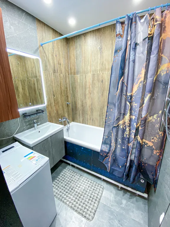 Шикарная евродвушка с красивым видом из окна