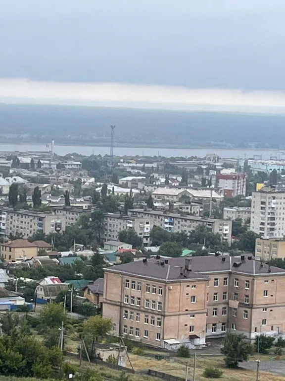 Квартира Квартира Невероятно уютная новая студия с красивым видом на реку и город — Волгоград