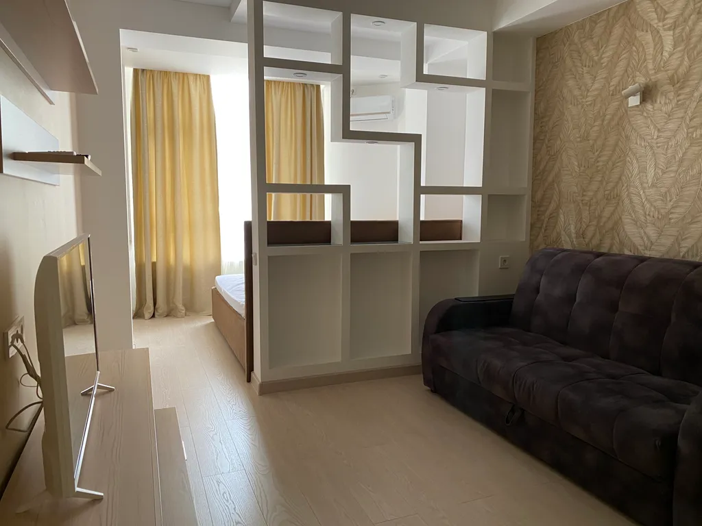 Современная уютная квартира у моря