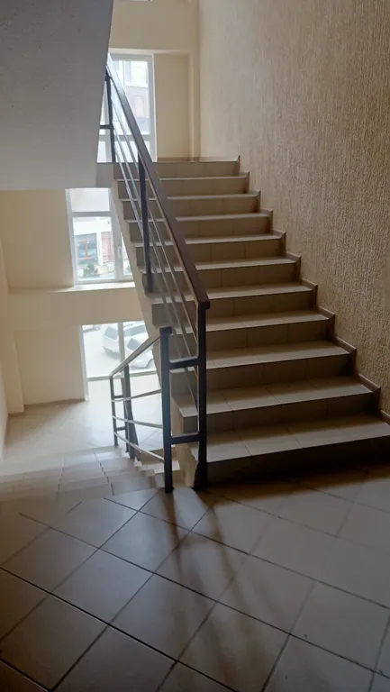 Евротрешка на берегу моря