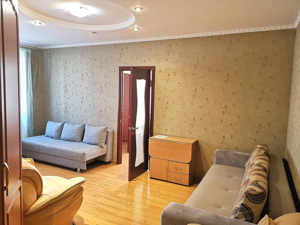 3-комнатная Квартира — аренда посуточно в Пермь