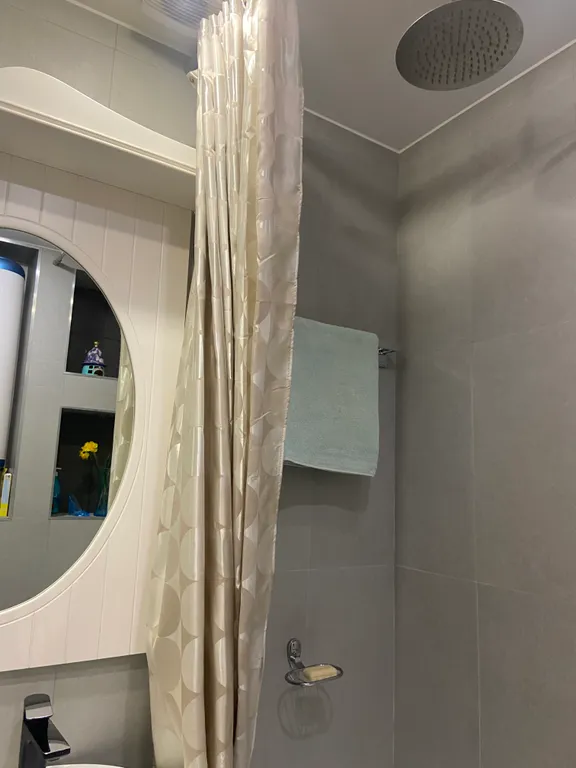 У леса, с ремонтом и 2 кроватями Переезжайте с одним чемоданом!