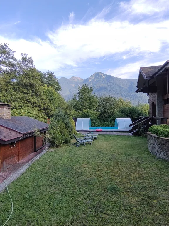 Коттедж Дом с баней и бассейном и видом на горы — Красная Поляна