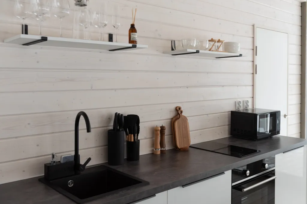 Новый дом с умной баней и персональным видом на лес и реку