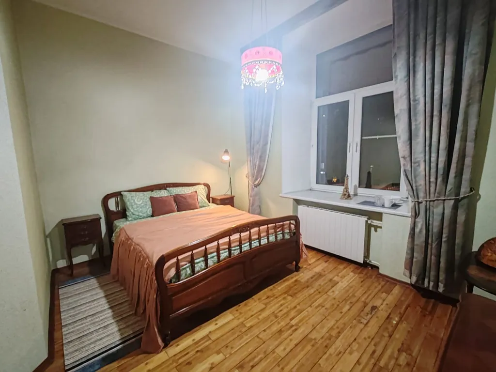 Квартира Квартира Меблированные комнаты в готическом замке в центре Москвы — Москва