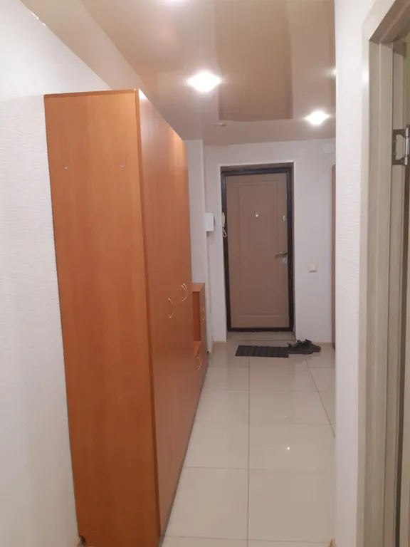 Просторная с большой кухней 2-я квартира