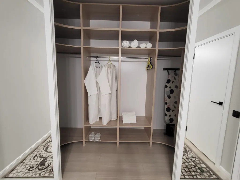 Современная квартира у Барыс Арены, Астана Арены, Магнума