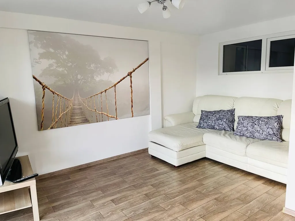 2-комнатный апартамент с террасой у моря