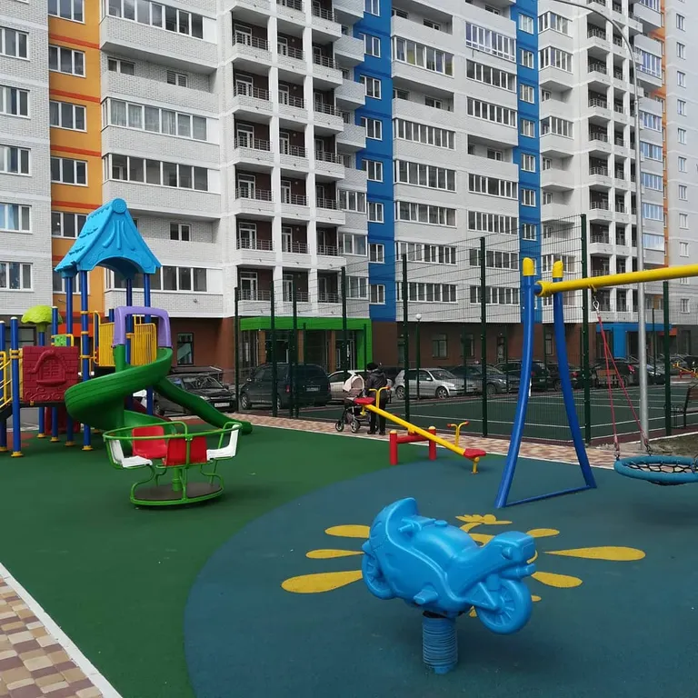 Апартаменты с панорамным остеклением в районе Кургана Бессмертия