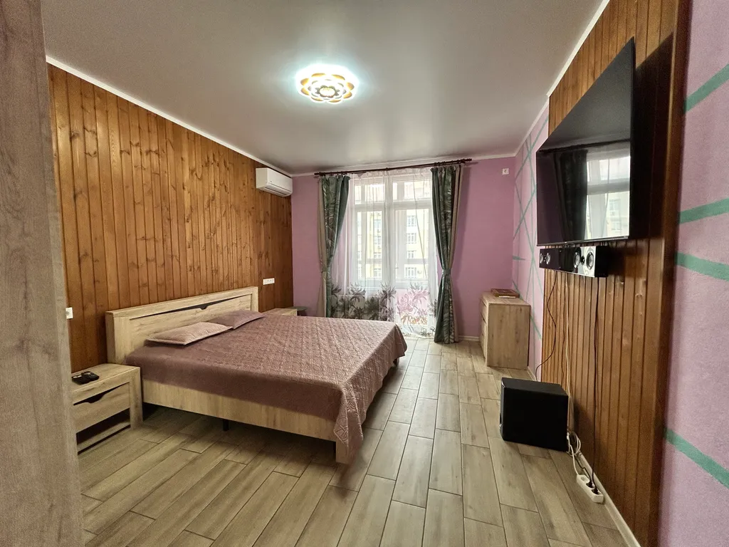 Квартира Квартира Отличная двушка с боковым видом на море — Геленджик