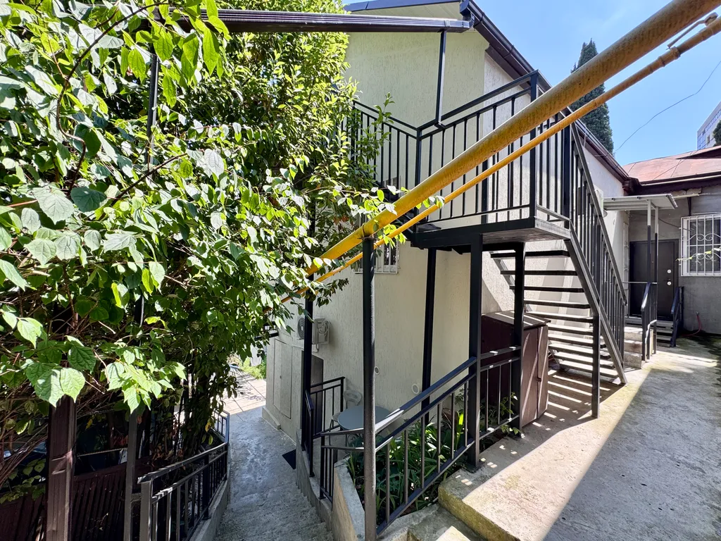 Коттедж Уютный домик рядом с Зимним театром в 10 минутах от моря — Сочи