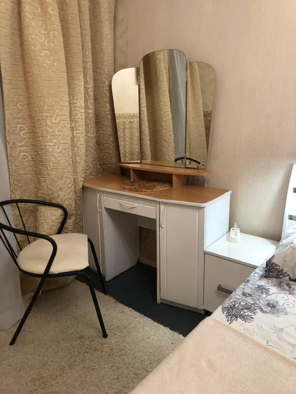 Трёхкомнатная квартира в центре Арбеково