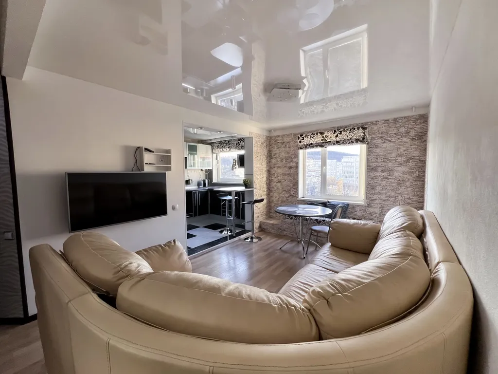 Просторная 3-комн. квартира на ул. Баумана, 12