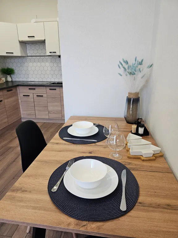 Светлая квартира с уютной лоджией на Веневке