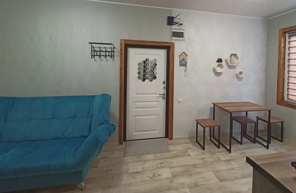 Коттедж Дом в лесу у реки — Севастополь