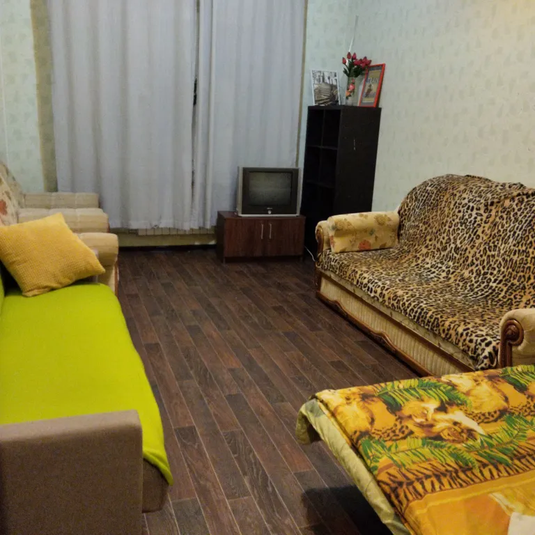 Большая 2-комнатная квартира рядом с канатной дорогой