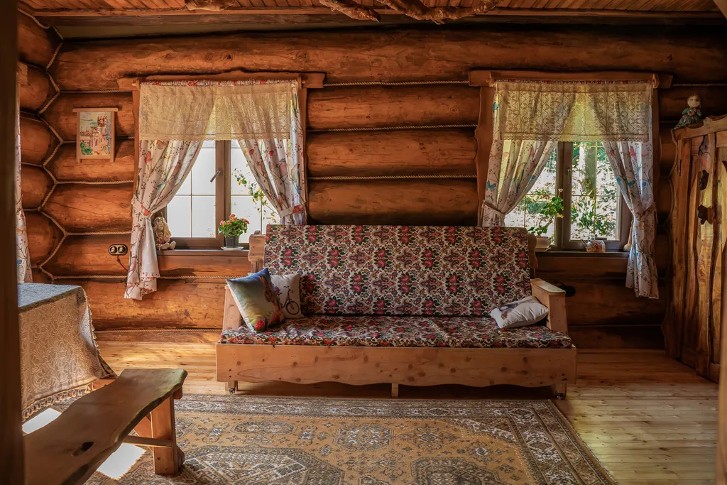 Коттедж Двухэтажный дом из сруба — Пластунка