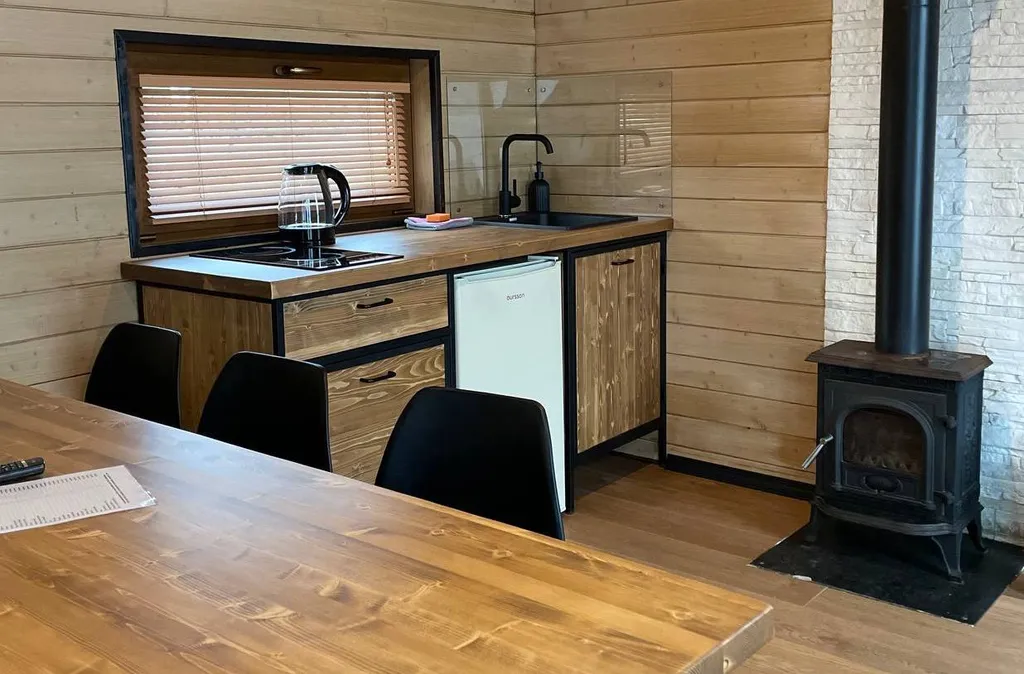 Плавучий дом Судак